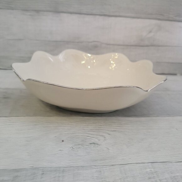 Lenox Ivory Porcelain Scalloped Serving Bowl With Silver Trim 9" Made In USA Ele - Picture 2 of 6